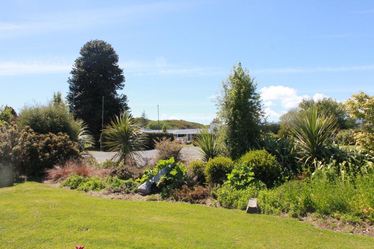 Last Light Lodge Tuatapere Exterior photo
