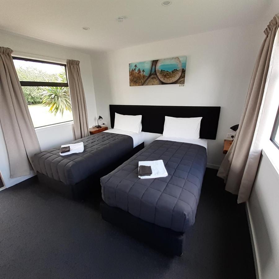 Last Light Lodge Tuatapere Exterior photo